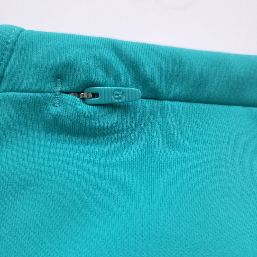 Like New Lululemon Train Times 7/8 Pant *Blocked 25" - Picture 10 of 14